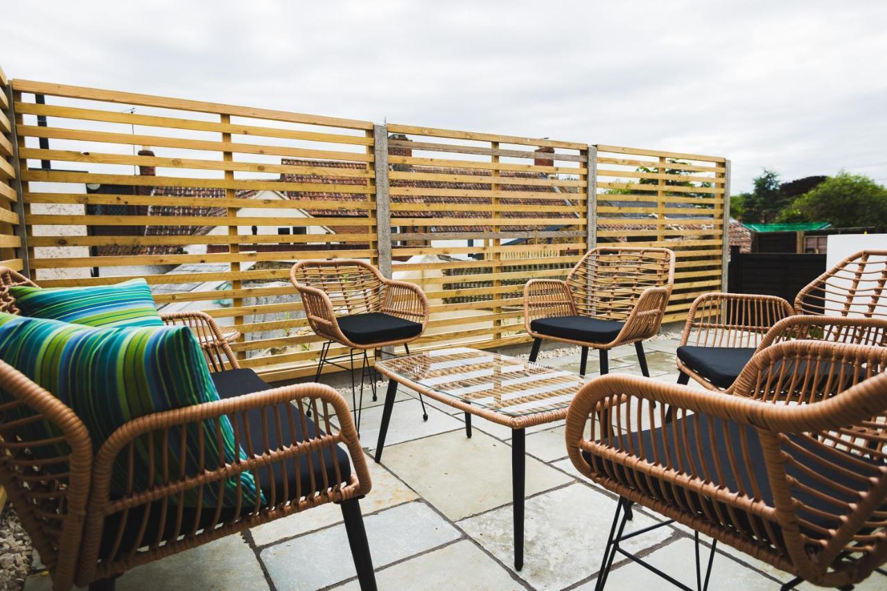 Cathys Cottage, Sun Trap Patio, Modern 3 Bed, Central, Parking Crewkerne Exterior photo