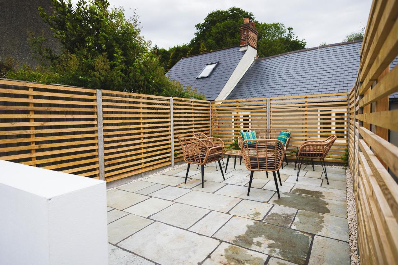 Cathys Cottage, Sun Trap Patio, Modern 3 Bed, Central, Parking Crewkerne Exterior photo